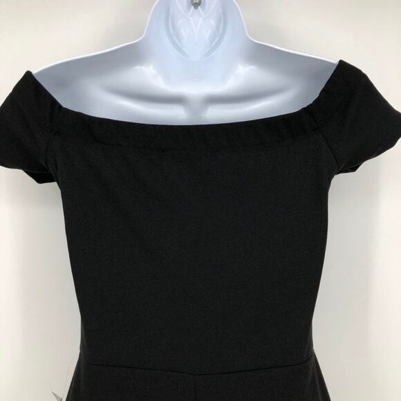 Velvet Torch Women's Jumpsuit S Black Wide Leg Off the Shoulder Short Sleeve NWT - Picture 4 of 10